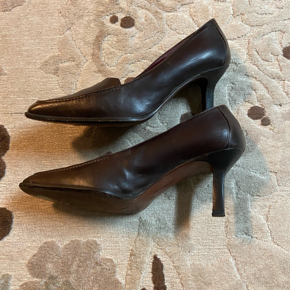 Cole Haan Vintage Heels - Picture 5 of 6